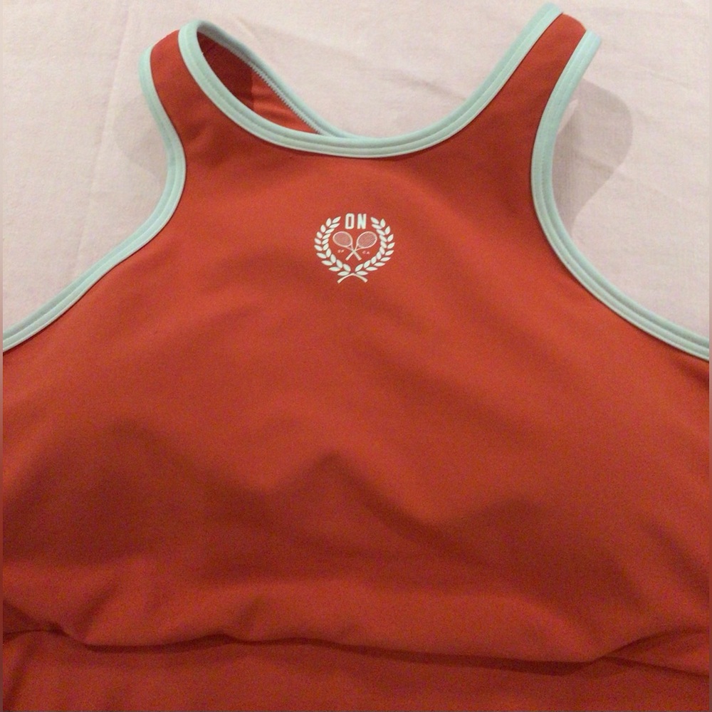 Old Navy Active Powersoft Medium Support Go Dry S… - image 2